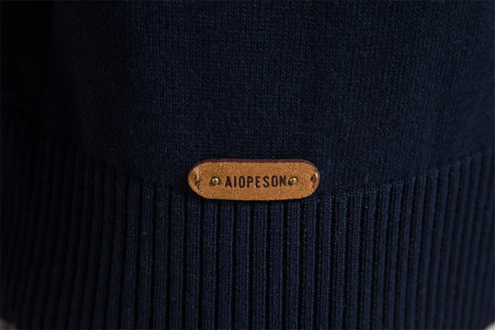 Soft demi-zip sweater for men | Louis -10