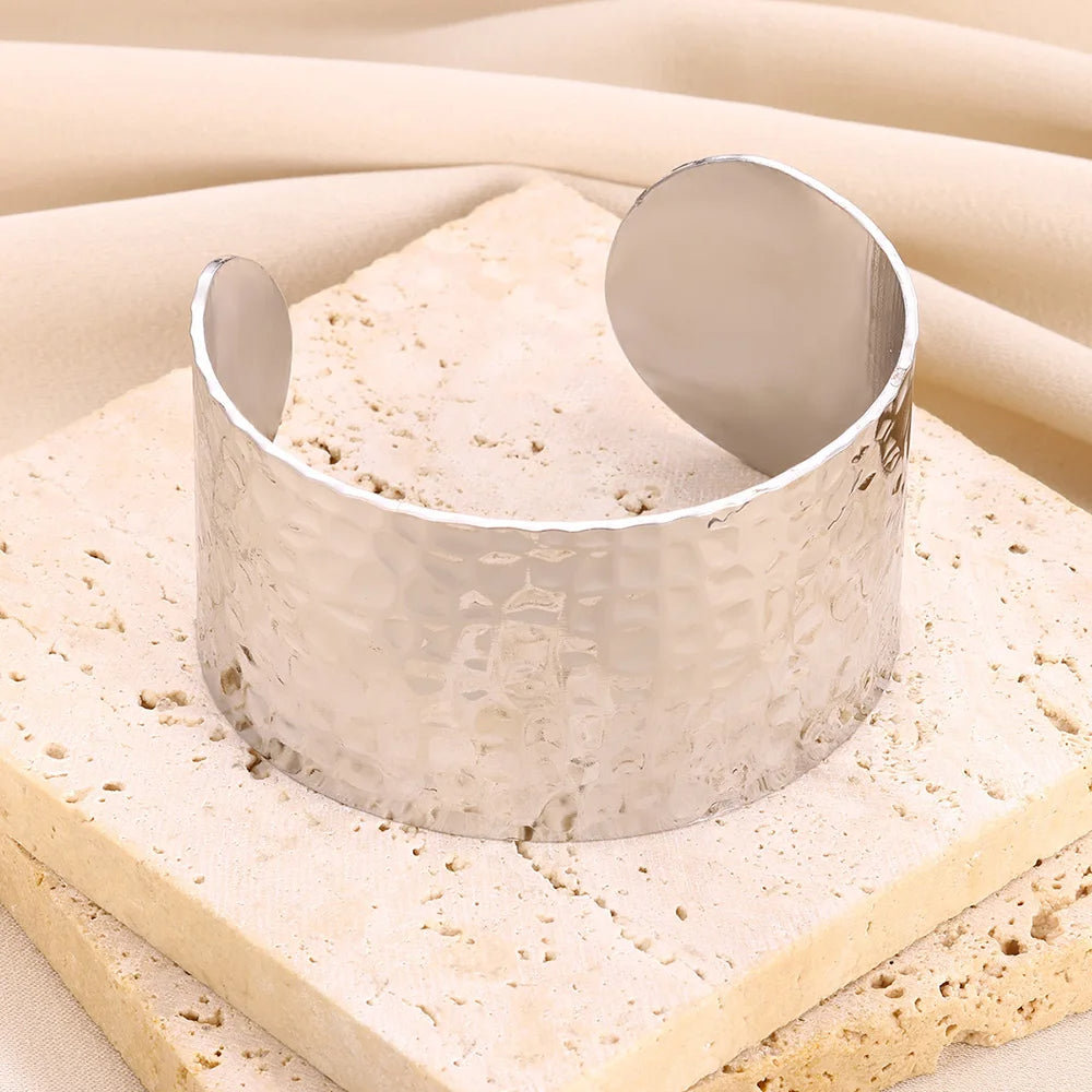 Classic elegant bracelet for women | Ely -8