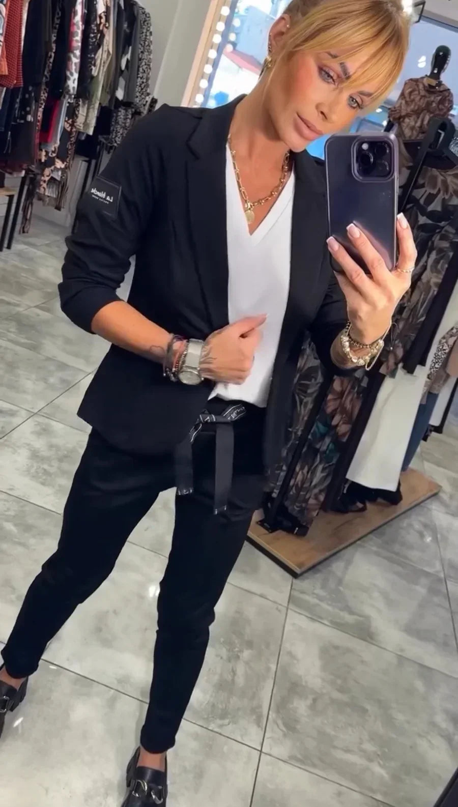 Flowy blazer jogger chic set for women -7