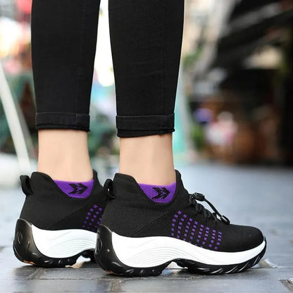 Lightweight orthopaedic sneakers for women | Comfort lightweight -3