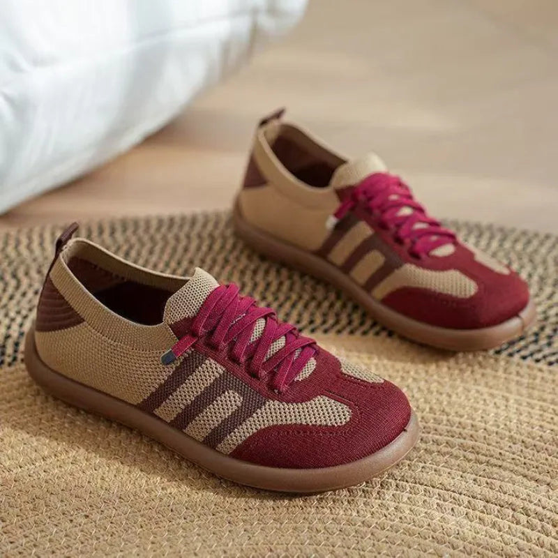 Classic lightweight sneakers for women -11