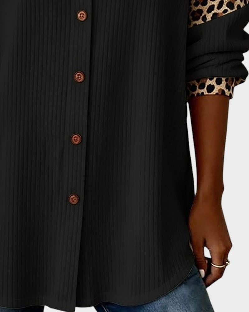 Two-tone buttoned printed details shirt for women | Orelia -14