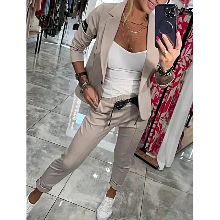 Flowy blazer jogger chic set for women -1