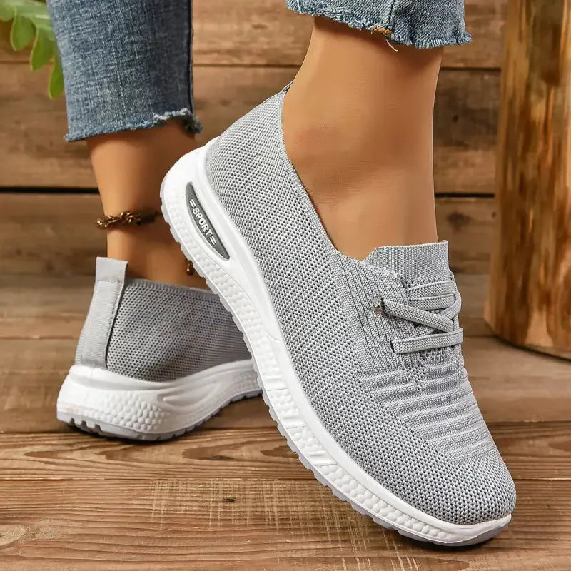 Lightweight comfortable sneakers for women -15