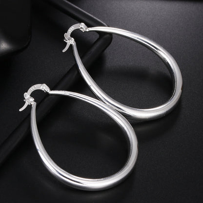Trendy bolds earrings for women | Cara -3