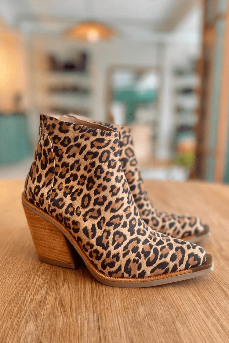 Elegant versatile boots for women | Winter -3