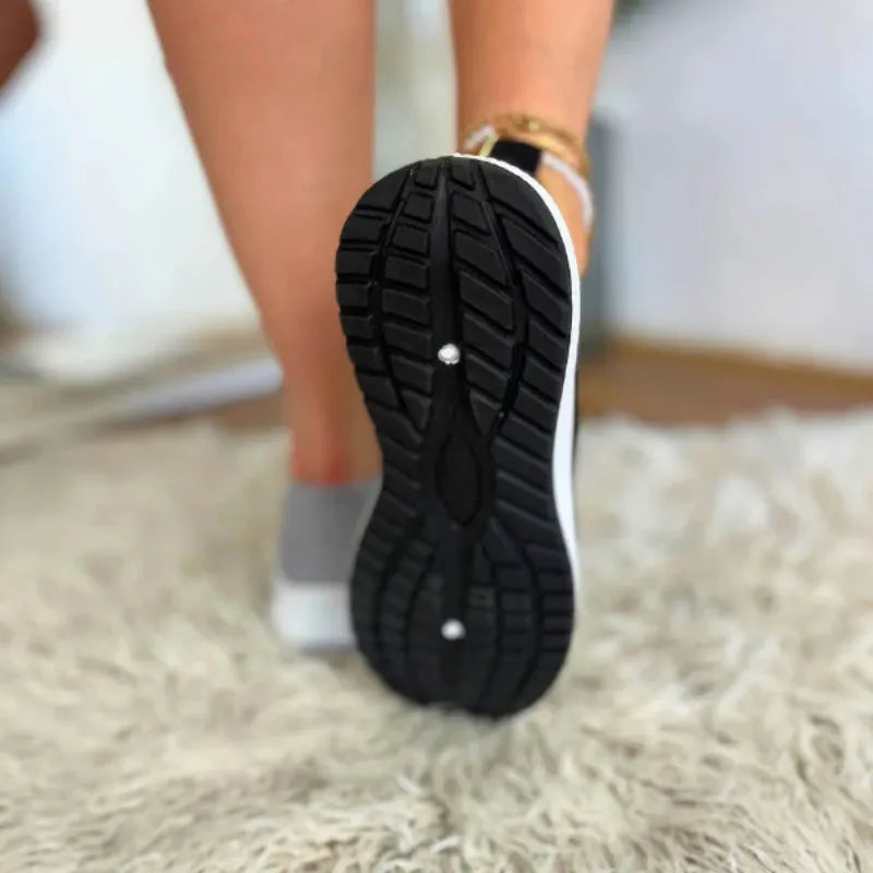 Lightweight comfortable sneakers for women -14