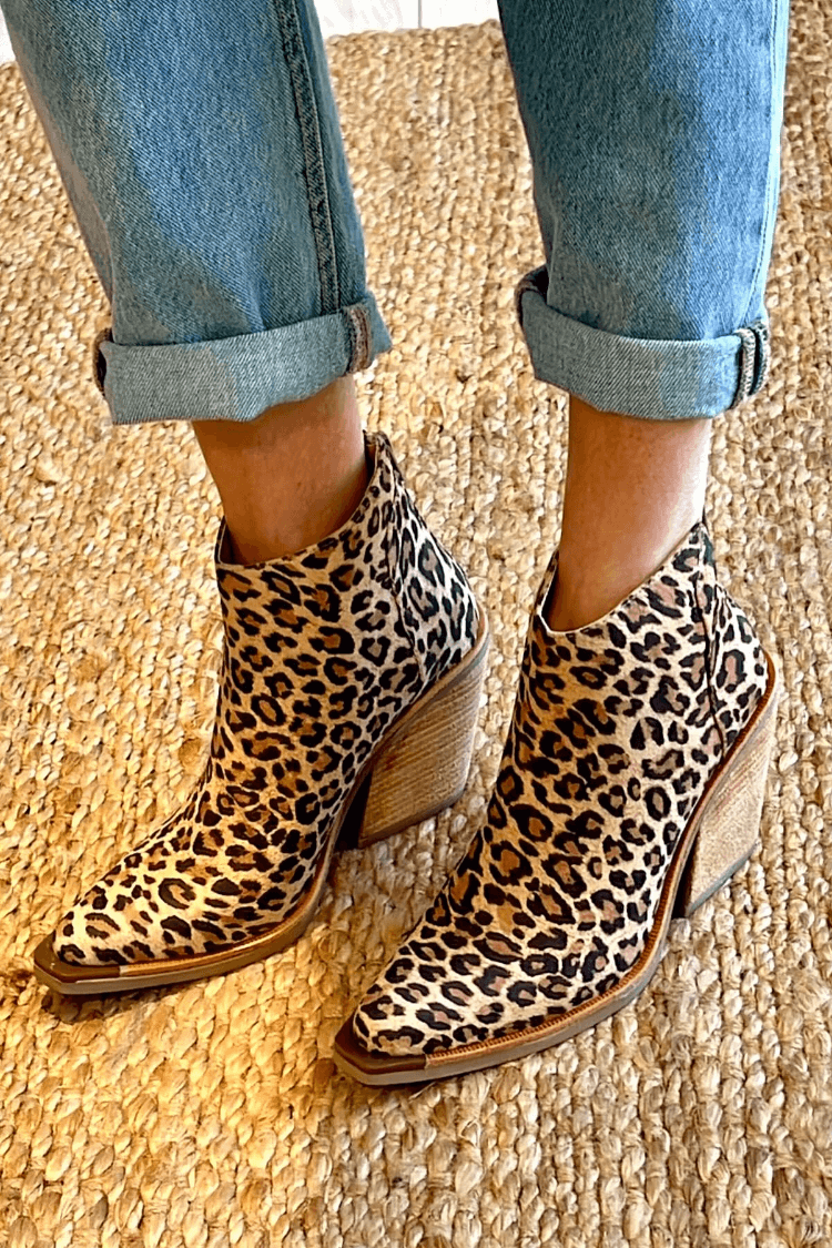 Elegant versatile boots for women | Winter -1