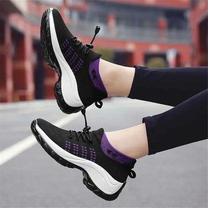 Lightweight orthopaedic sneakers for women | Comfort lightweight -2