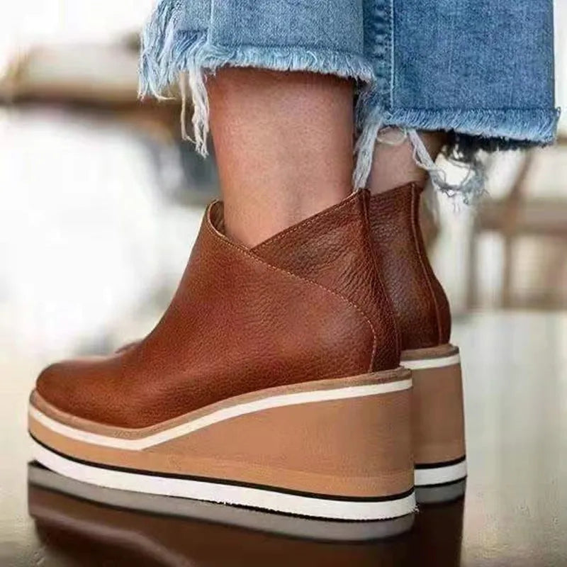 Ankle elegant heeled boots for women | Laura -7