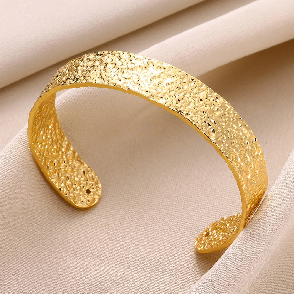 Classic elegant bracelet for women | Ely -3