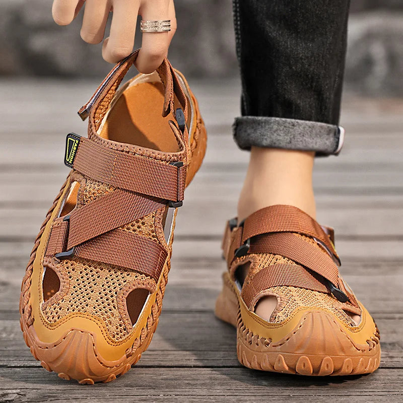 Toe hiking sandals for men | Closed -6
