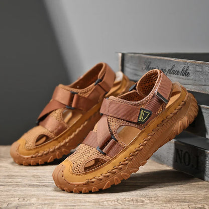 Toe hiking sandals for men | Closed -1