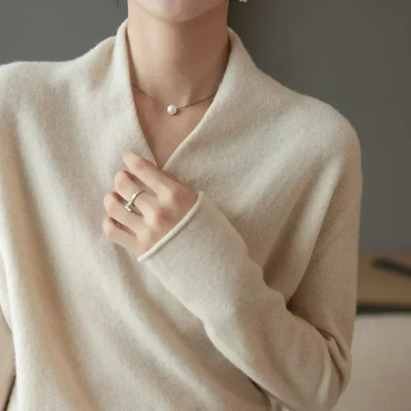 Soft cashmere crewneck sweater for women | Novelle -4