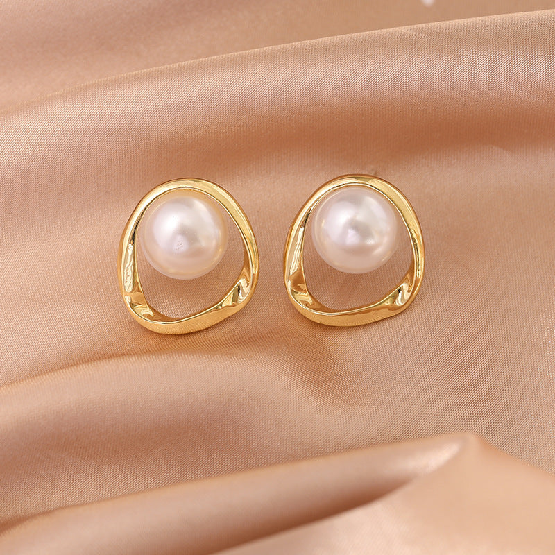 Beads imitation earrings for women | Daisy -7