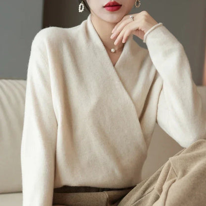 Soft cashmere crewneck sweater for women | Novelle -5