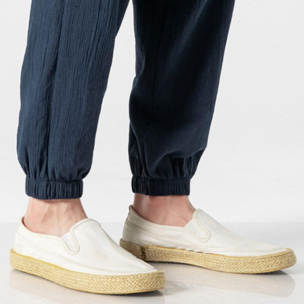 Comfort elastic waist trousers for men | Riku -4