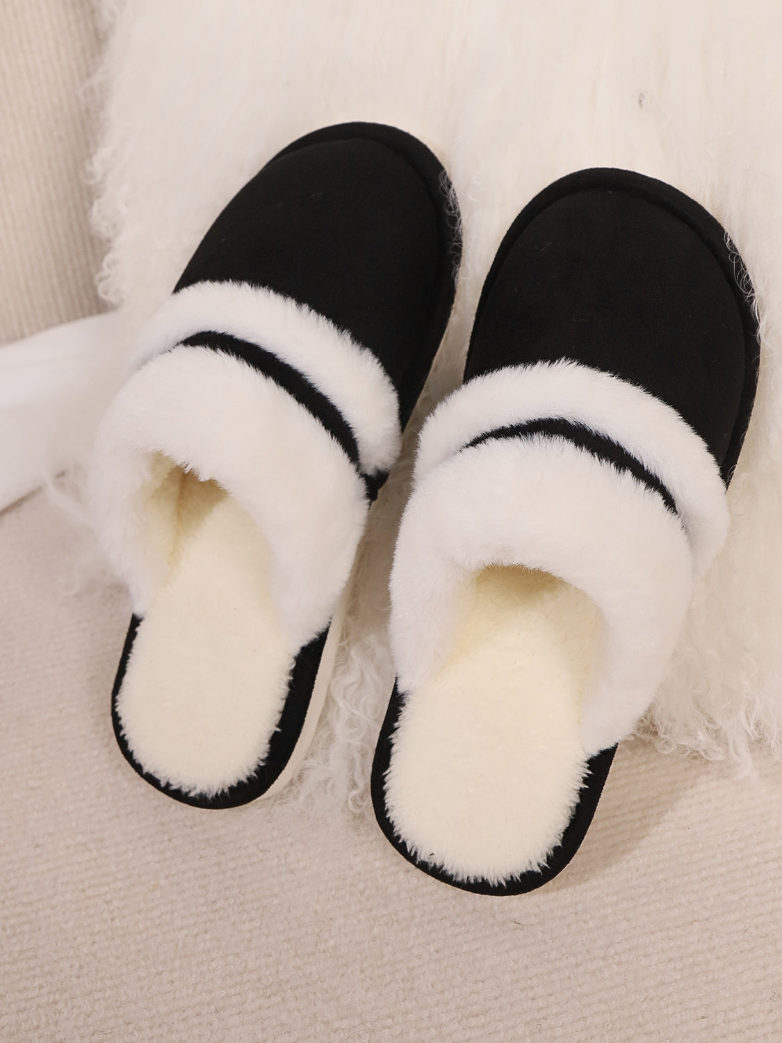 Toe round faux fur contrasting slippers for women -24