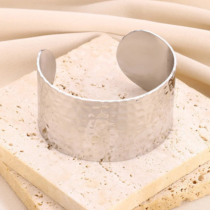 Classic elegant bracelet for women | Ely -8