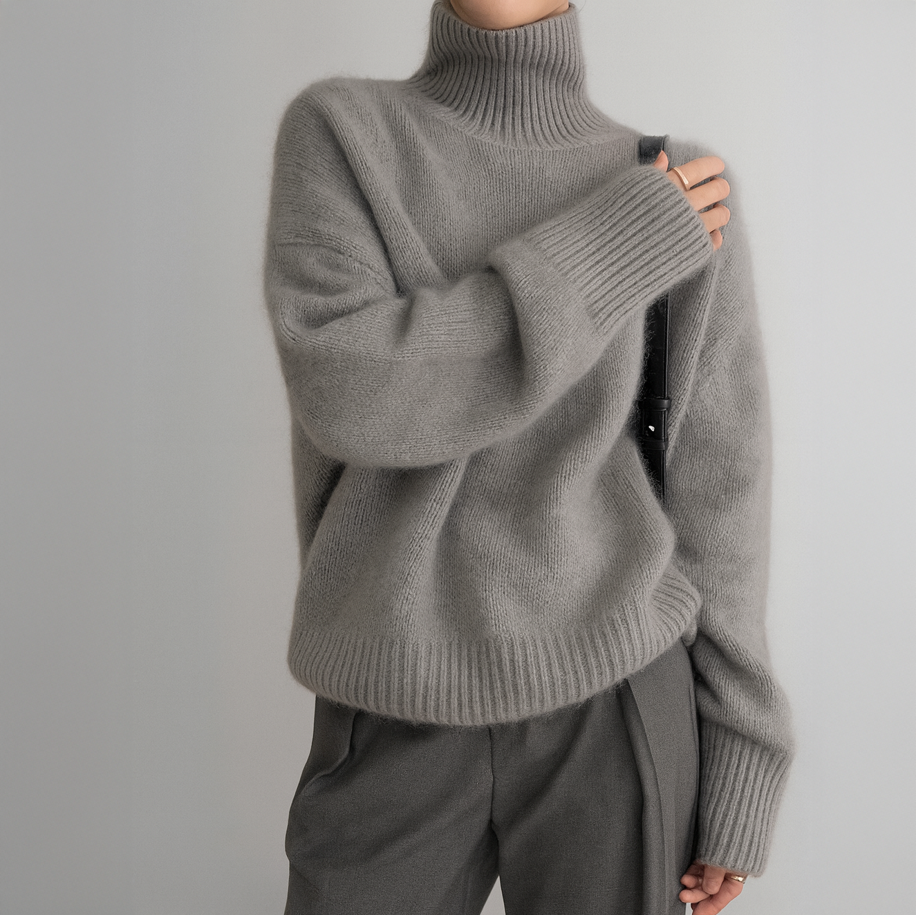 Elegant sweater turtleneck for women | Aloria -4