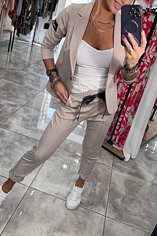 Chic relaxed two-piece jacket pants set for women | Fenna -1