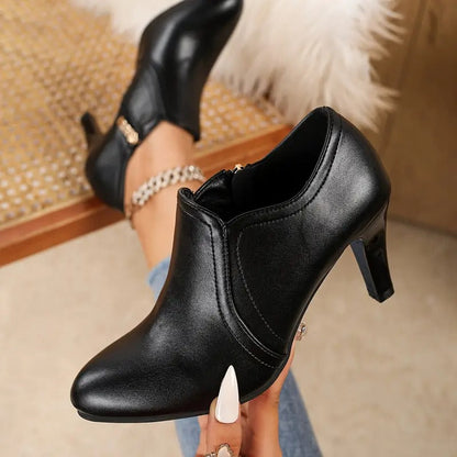 Heeled ankle comfortable boots for women | Maelis -3