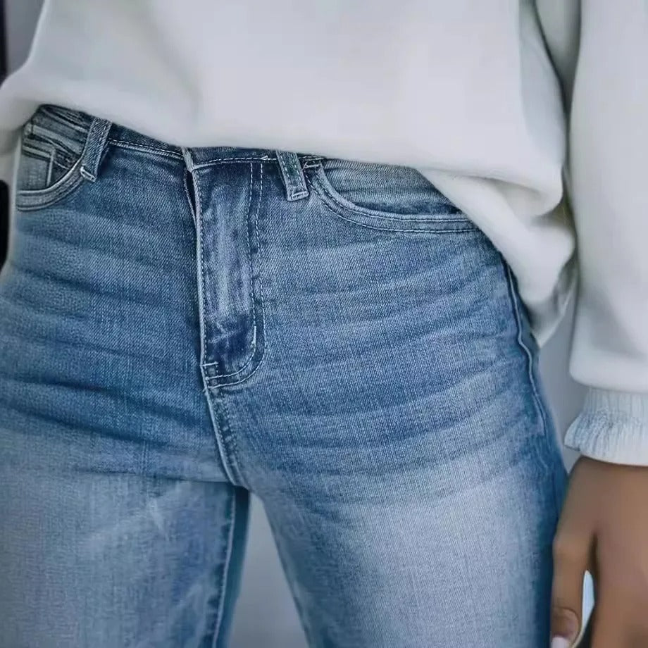 Elegant boot cut jeans for women | Karine -2