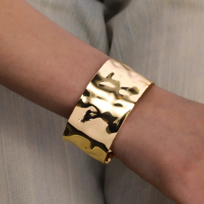 Classic elegant bracelet for women | Ely -1